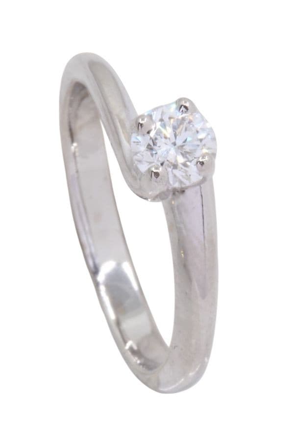 SOLITAIRE DIAMANT 0.35 CARAT — vue 4