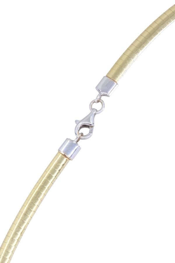 COLLIER MAILLE OMEGA — vue 3