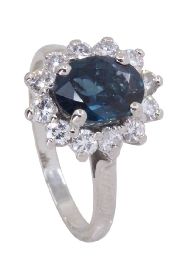 BAGUE MARGUERITE SAPHIR ET DIAMANTS — vue 4