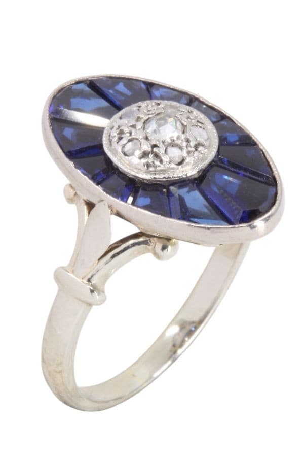 BAGUE ART-DÉCO SAPHIRS ET DIAMANTS — vue 3