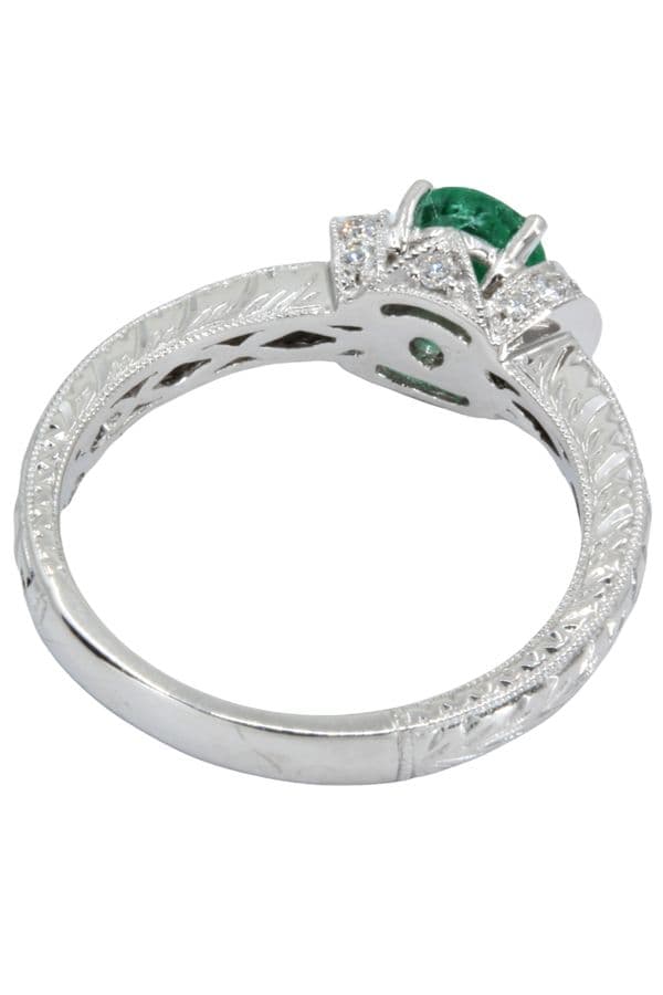 BAGUE MODERNE EMERAUDE — vue 6