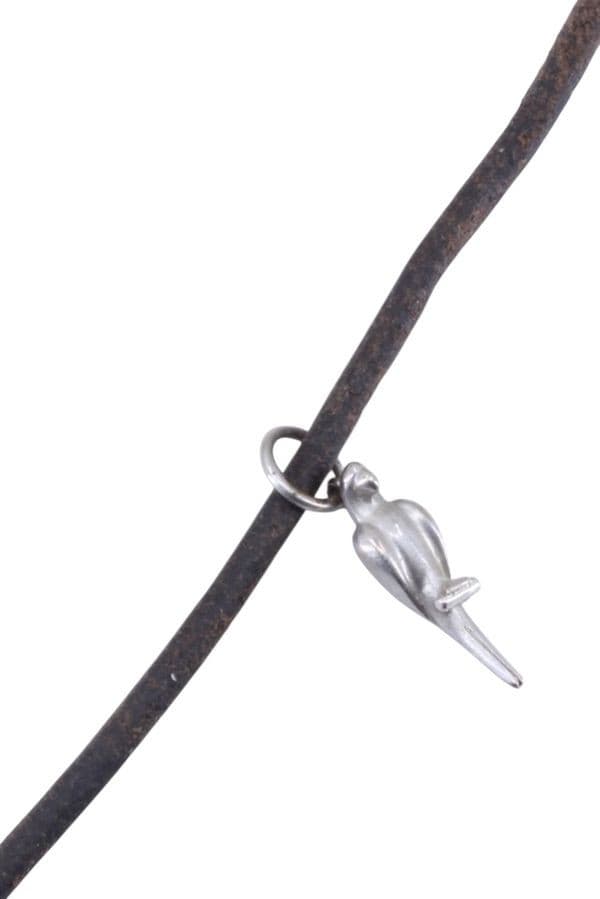 COLLIER ARA MODERNE — vue 3