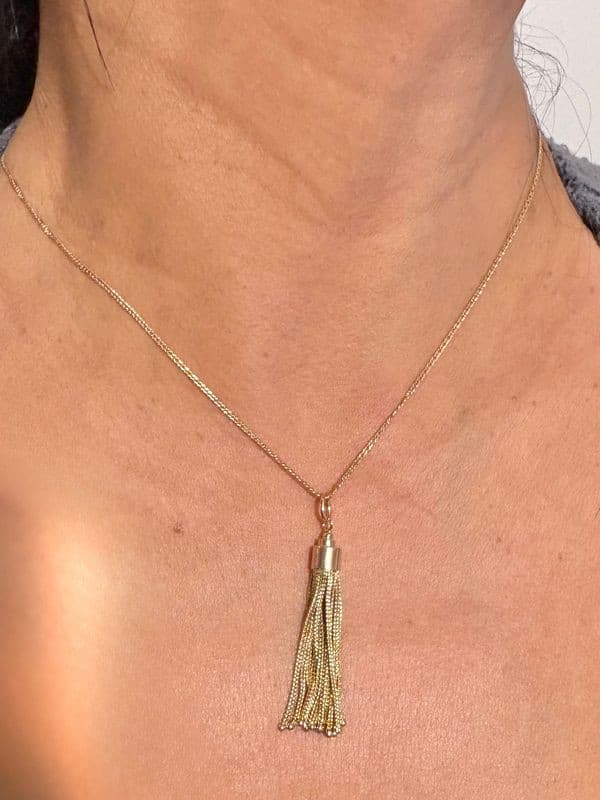 PENDENTIF POMPON — vue 2