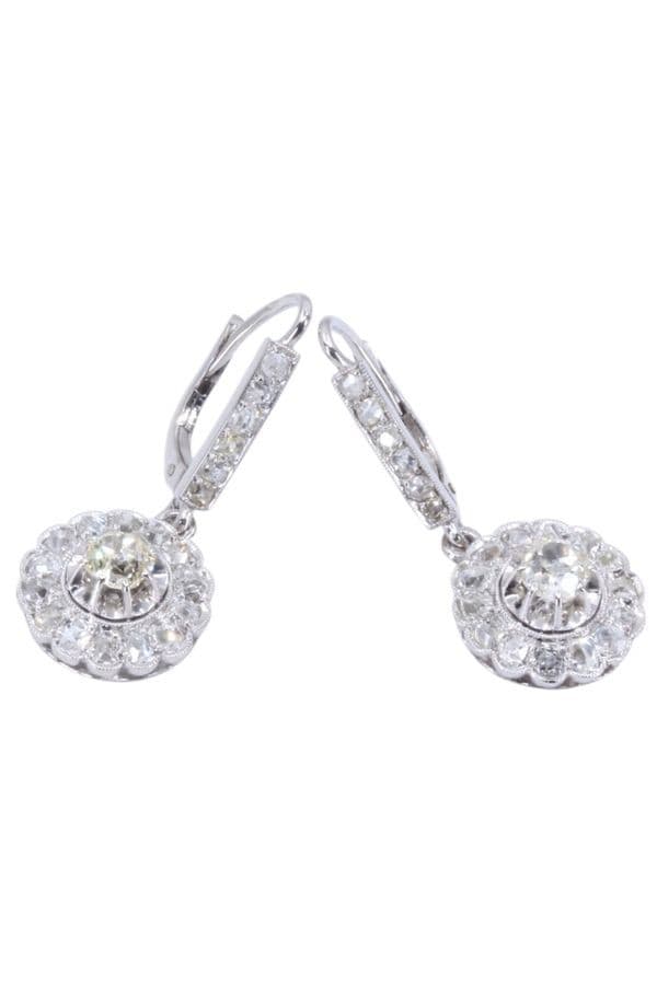 BOUCLES D'OREILLES DIAMANTS ART-DÉCO — vue 3