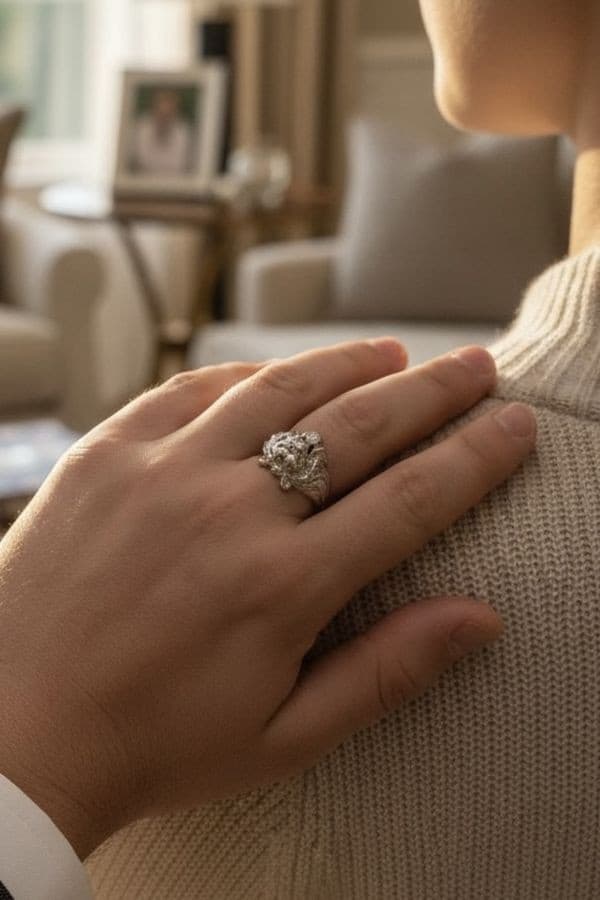 BAGUE TÊTE DE LION DIAMANT — vue 2