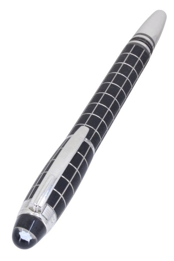 STYLO PLUME MONTBLANC STARWALKER — vue 3