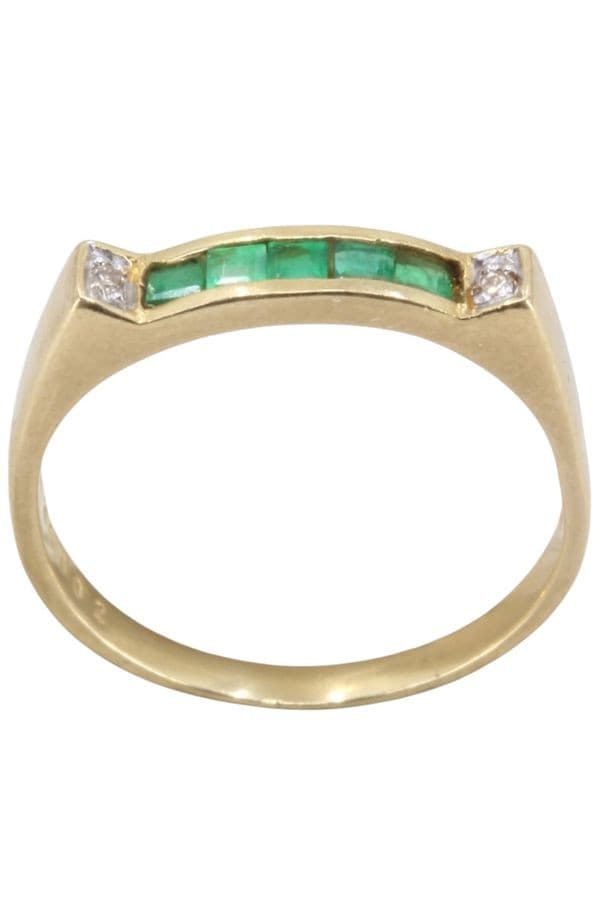 BAGUE MODERNE ÉMERAUDES ET DIAMANTS