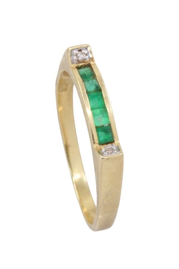 BAGUE MODERNE ÉMERAUDES ET DIAMANTS — vue 4