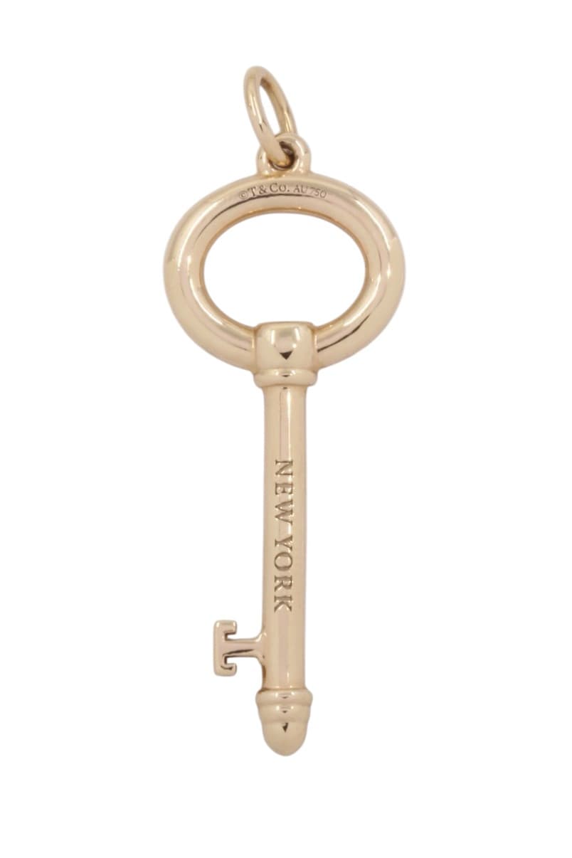 PENDENTIF TIFFANY'S KEY — vue 3