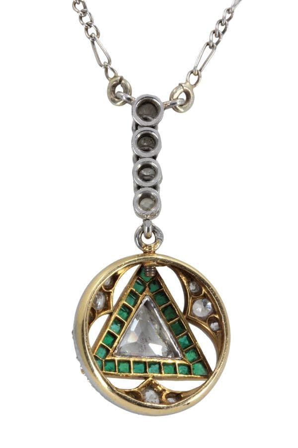 COLLIER ART-DÉCO MAÇONNIQUE ÉMERAUDES ET DIAMANTS — vue 4