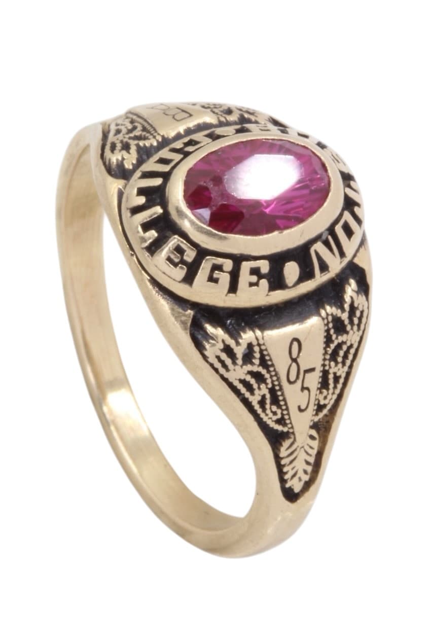 BAGUE CHEVALIERE COLLEGE — vue 3