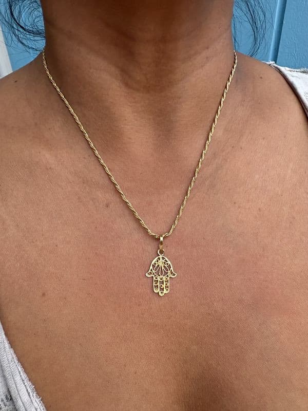 PENDENTIF MAIN DE FATMA — vue 2