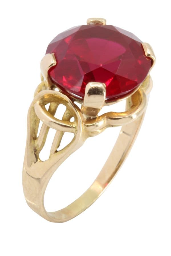 BAGUE MODERNE RUBIS AFRICAIN — vue 4