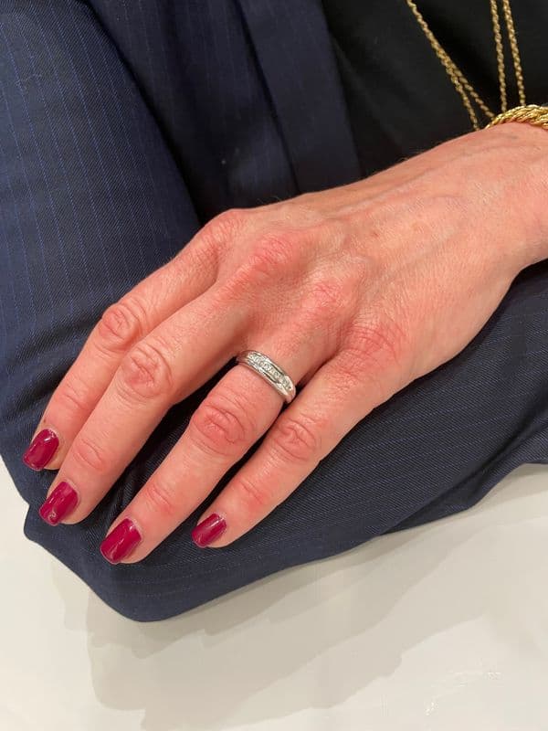 BAGUE MODERNE DIAMANTS — vue 2