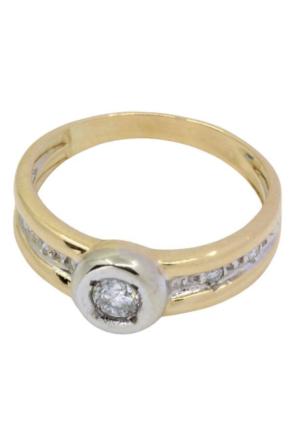BAGUE MODERNE DIAMANTS — vue 2