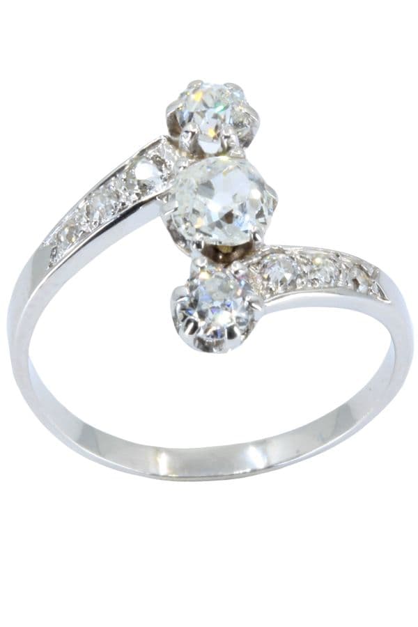 BAGUE ANCIENNE ART-DECO — vue 1