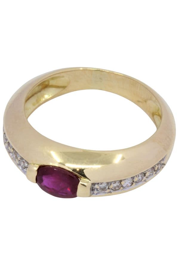 BAGUE MODERNE RUBIS ET DIAMANTS — vue 3