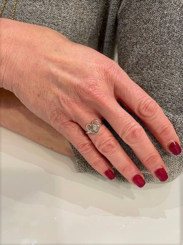 BAGUE MODERNE CŒUR ET DIAMANT — vue 2
