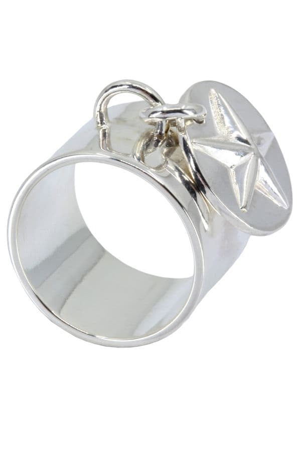 BAGUE MÉDAILLE STAR SIGNÉE MARC DELOCHE — vue 6