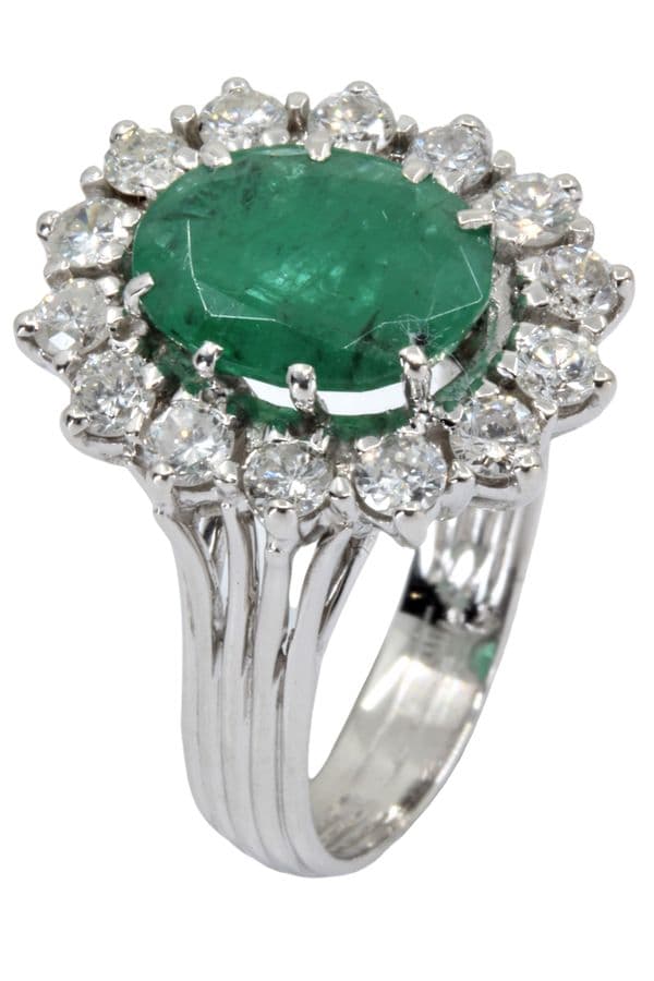 BAGUE MARGUERITE ÉMERAUDE ET DIAMANTS — vue 6