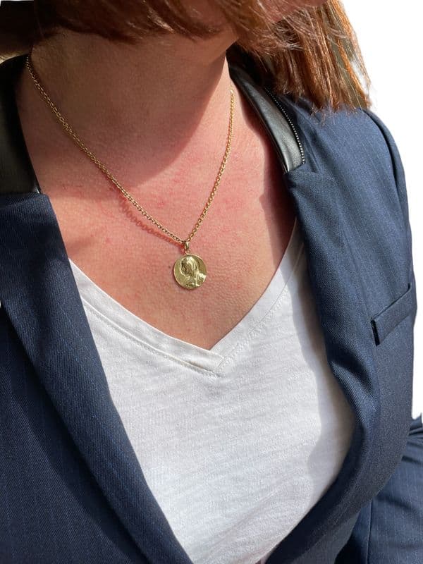 MÉDAILLE VIERGE SIGNÉE HENRI DROPSY — vue 2