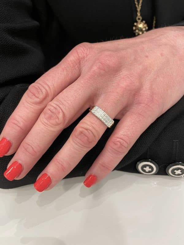 BAGUE MODERNE PAVAGE DIAMANTS — vue 2
