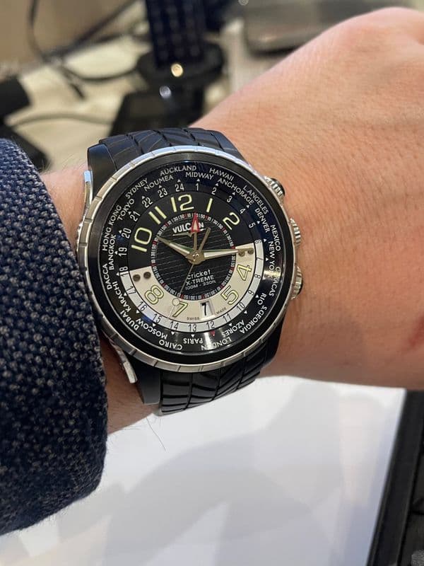 VULCAIN CRICKET GMT X-TREME — vue 2