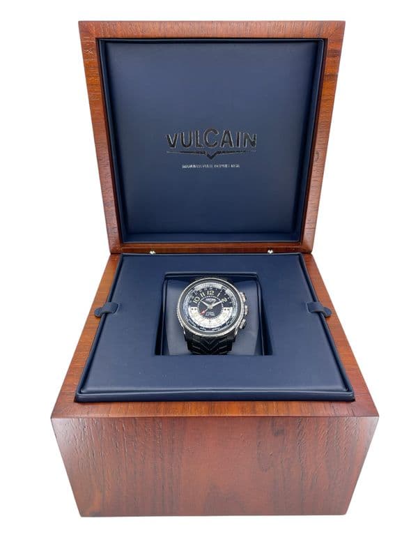 VULCAIN CRICKET GMT X-TREME — vue 3