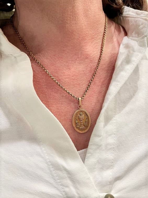 MÉDAILLE ANCIENNE CALICE — vue 2
