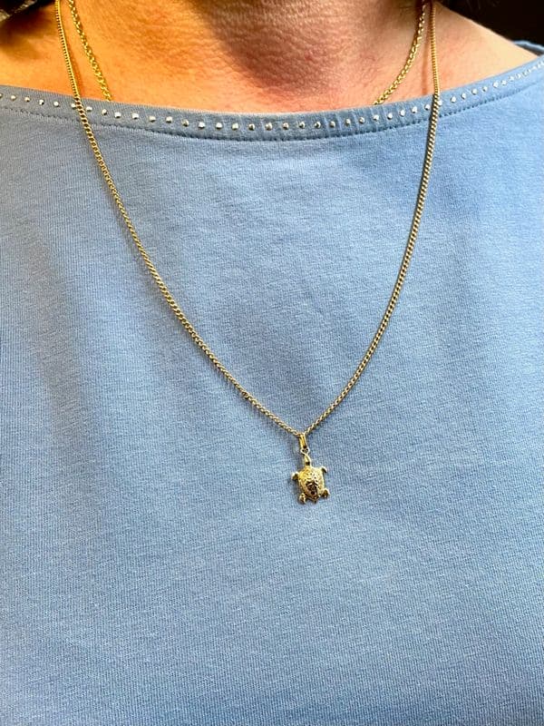 PENDENTIF TORTUE — vue 2