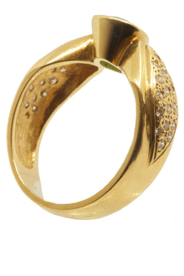 BAGUE MODERNE ÉMERAUDE ET DIAMANTS — vue 6