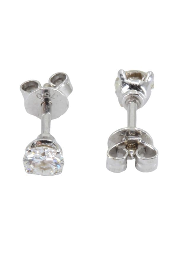 BOUCLES D'OREILLES CLOUS DIAMANTS — vue 3