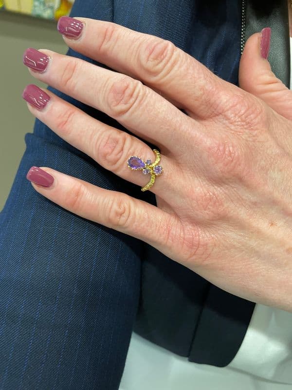 BAGUE ANCIENNE AMÉTHYSTES — vue 2