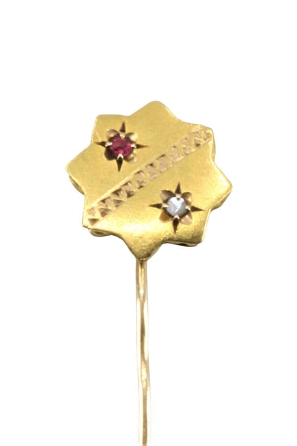 ÉPINGLE ANCIENNE RUBIS ET DIAMANT — vue 3