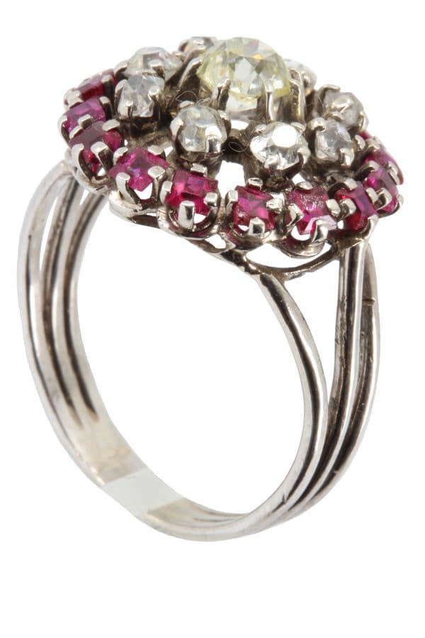 BAGUE RUBIS ET DIAMANTS ANNÉES 50' — vue 5