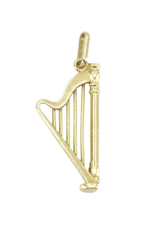 PENDENTIF HARPE — vue 1