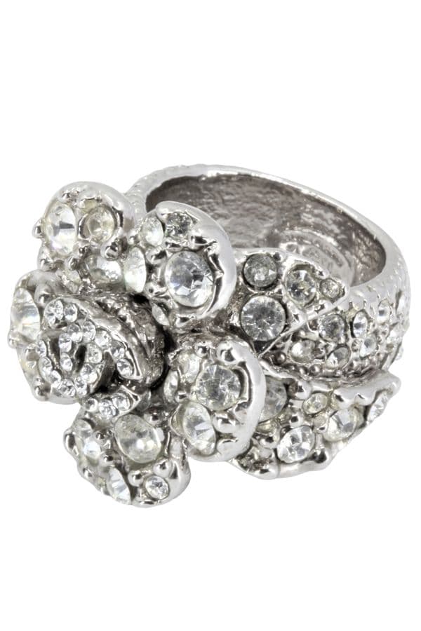 BAGUE "CAMÉLIA" SIGNÉE CHANEL — vue 2