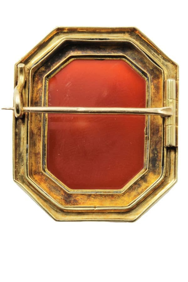 BROCHE CAMÉE ANCIENNE — vue 2