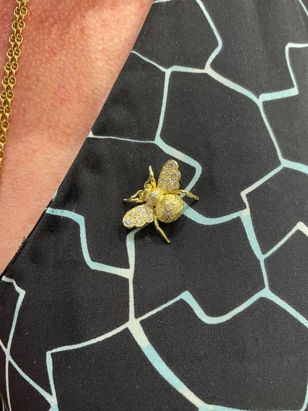 BROCHE INSECTE DIAMANTS — vue 2