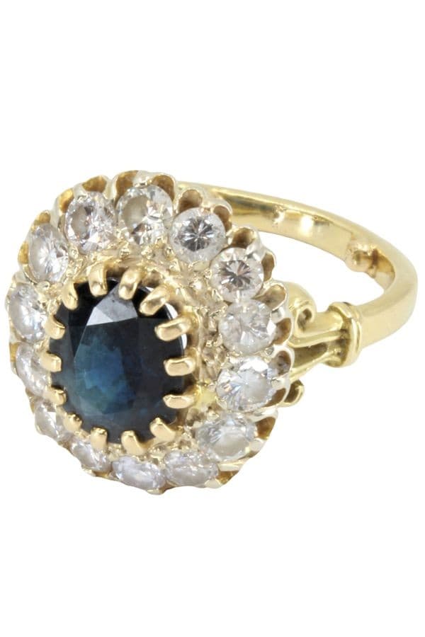 BAGUE MARGUERITE SAPHIR ET DIAMANTS — vue 3