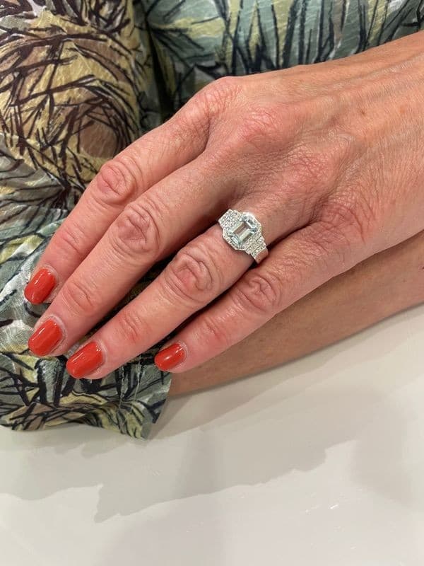 BAGUE AIGUE-MARINE STYLE ART-DÉCO — vue 2