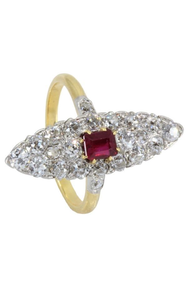 MARQUISE RUBIS ET DIAMANTS — vue 4