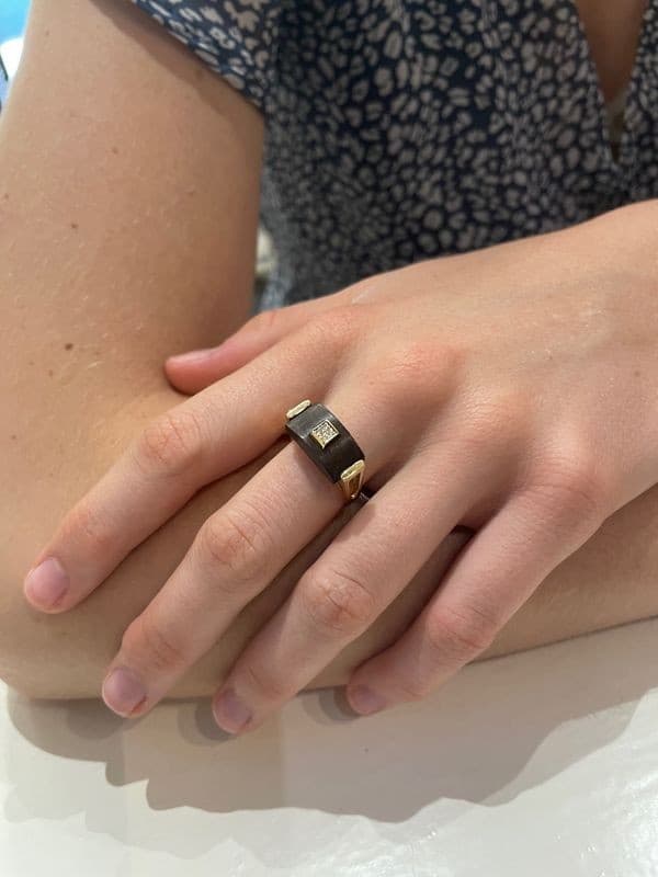 BAGUE ÉBÈNE ET DIAMANTS — vue 2