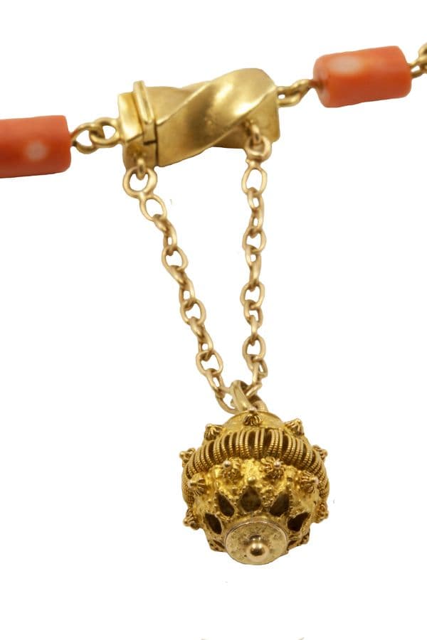 BRACELET ANCIEN CORAIL — vue 3