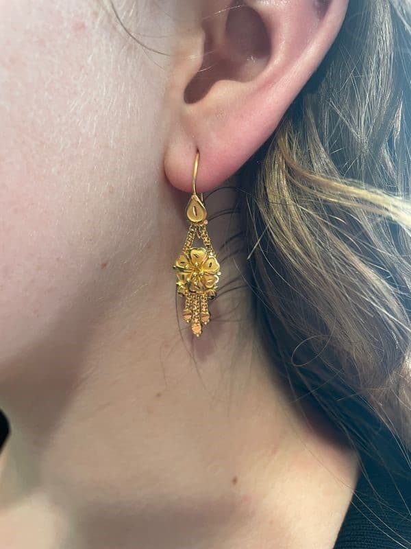 BOUCLES D'OREILLES FLEURS — vue 2