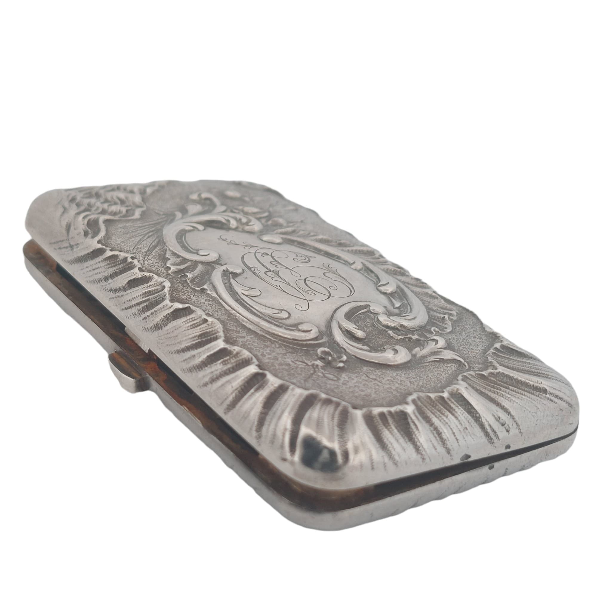 BOITE EN ARGENT ANCIENNE — vue 2