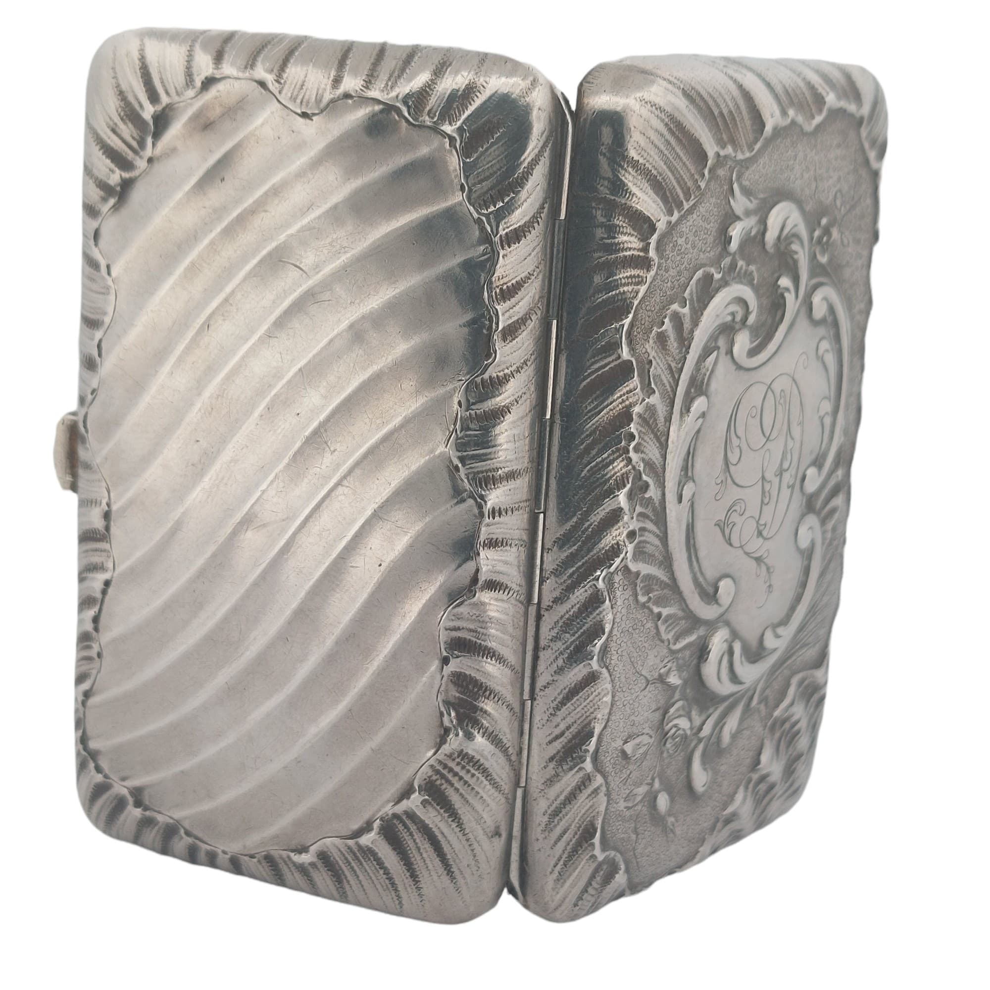 BOITE EN ARGENT ANCIENNE — vue 3
