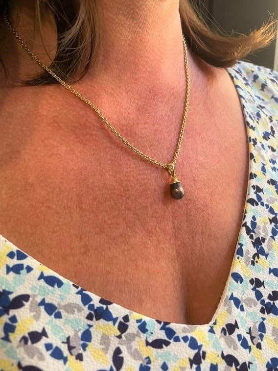 PENDENTIF PERLE NOIRE — vue 2