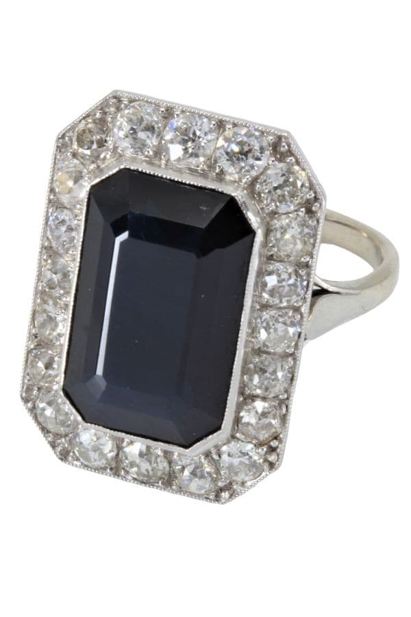 BAGUE ART-DÉCO SAPHIR ET DIAMANTS — vue 3