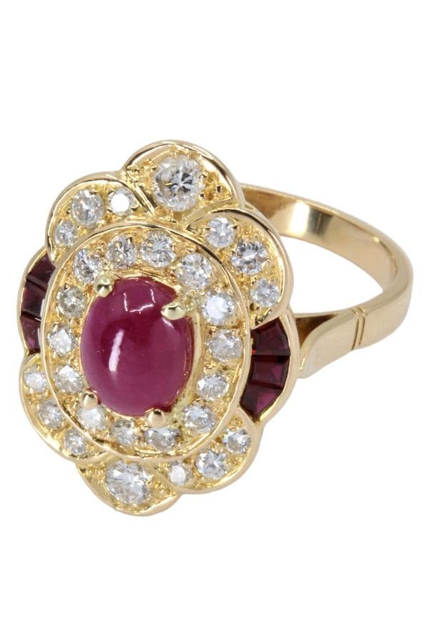 BAGUE MODERNE RUBIS ET DIAMANTS — vue 3